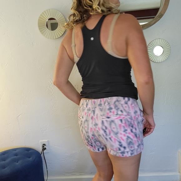 AEO tribal shorts - Picture 4 of 9